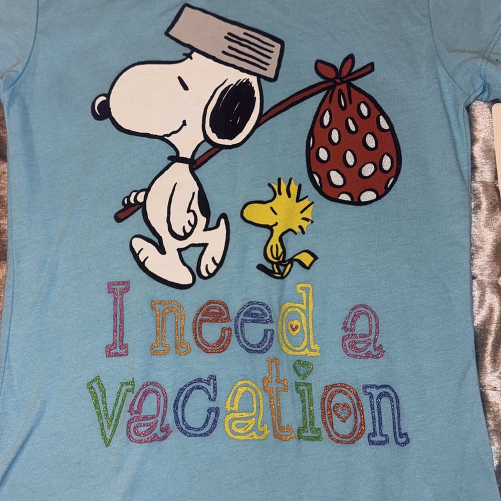 Peanuts T-shirt 🩵 - Picture 5 of 8